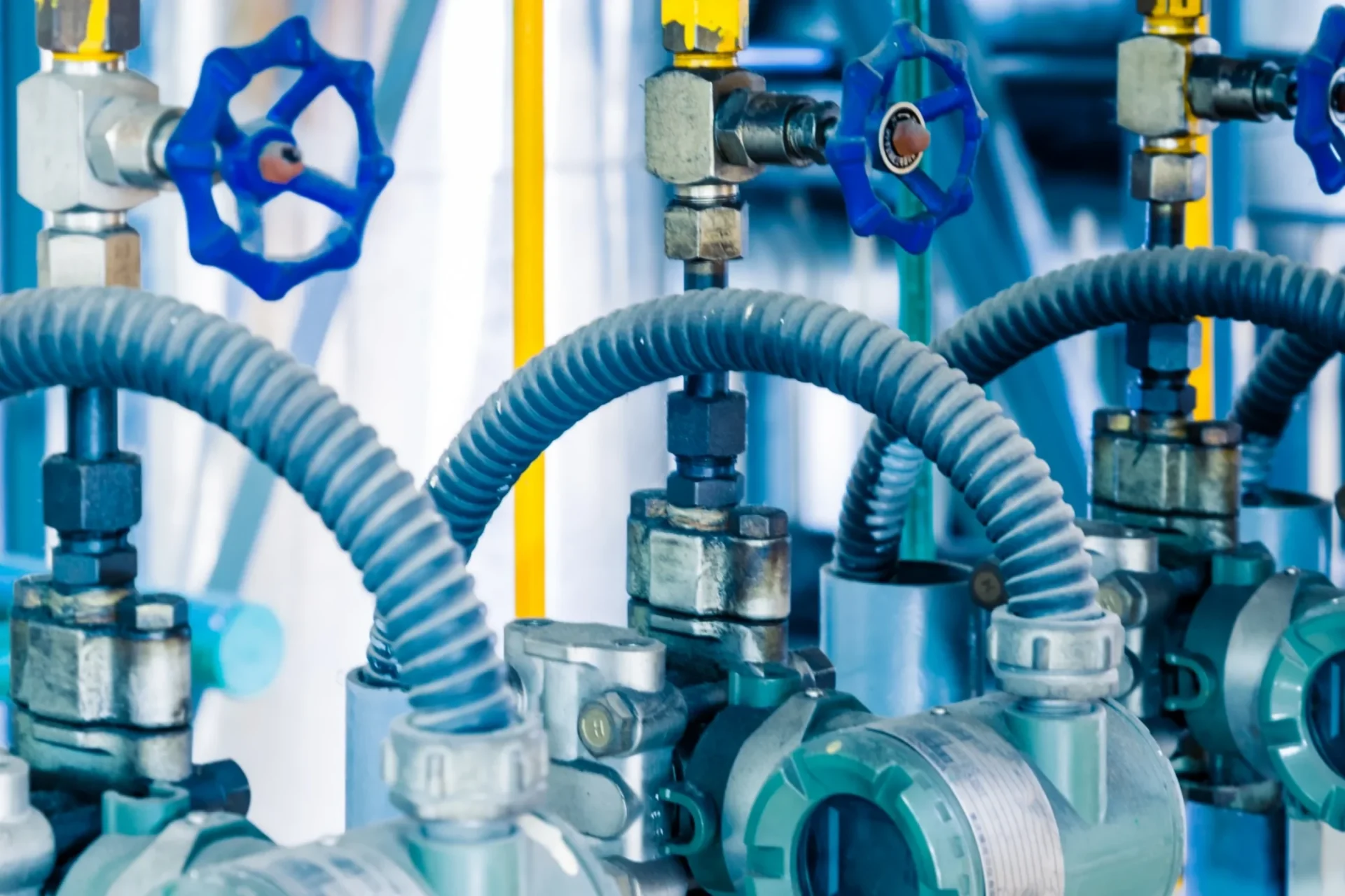 Pumps & Valves