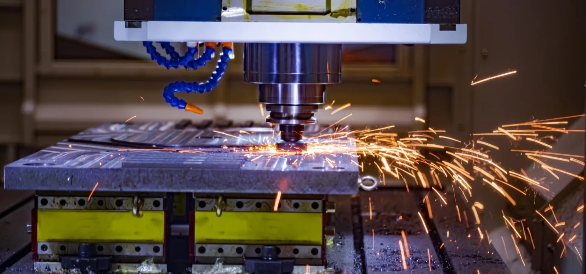 High-precision CNC machining process representing the technical manufacturing sectors Pixerts supports through B2B industrial web design and industrial SEO.